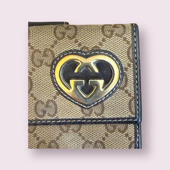 Authentic Gucci Lovely Heart GG Canvas French Flap Wallet - Picture 9 of 9